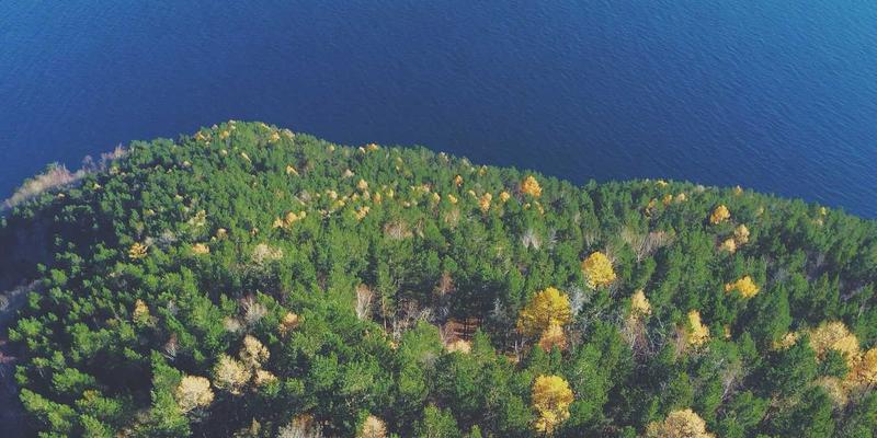 增嘎女孩67：在时尚与自省中，编织当代女性的多维成长叙事