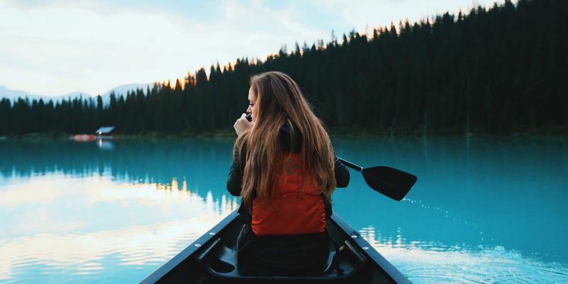 增嘎女孩的草药智慧：本土植物如何点亮你的健康生活与美容护肤之旅